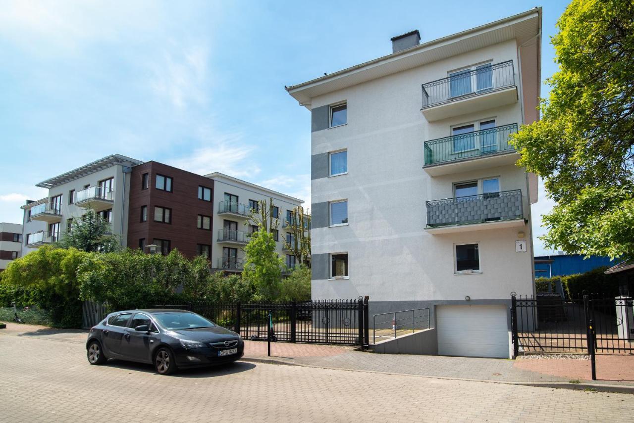 Apartament Aster - Dwa Poziomy Wladyslawowo Luaran gambar